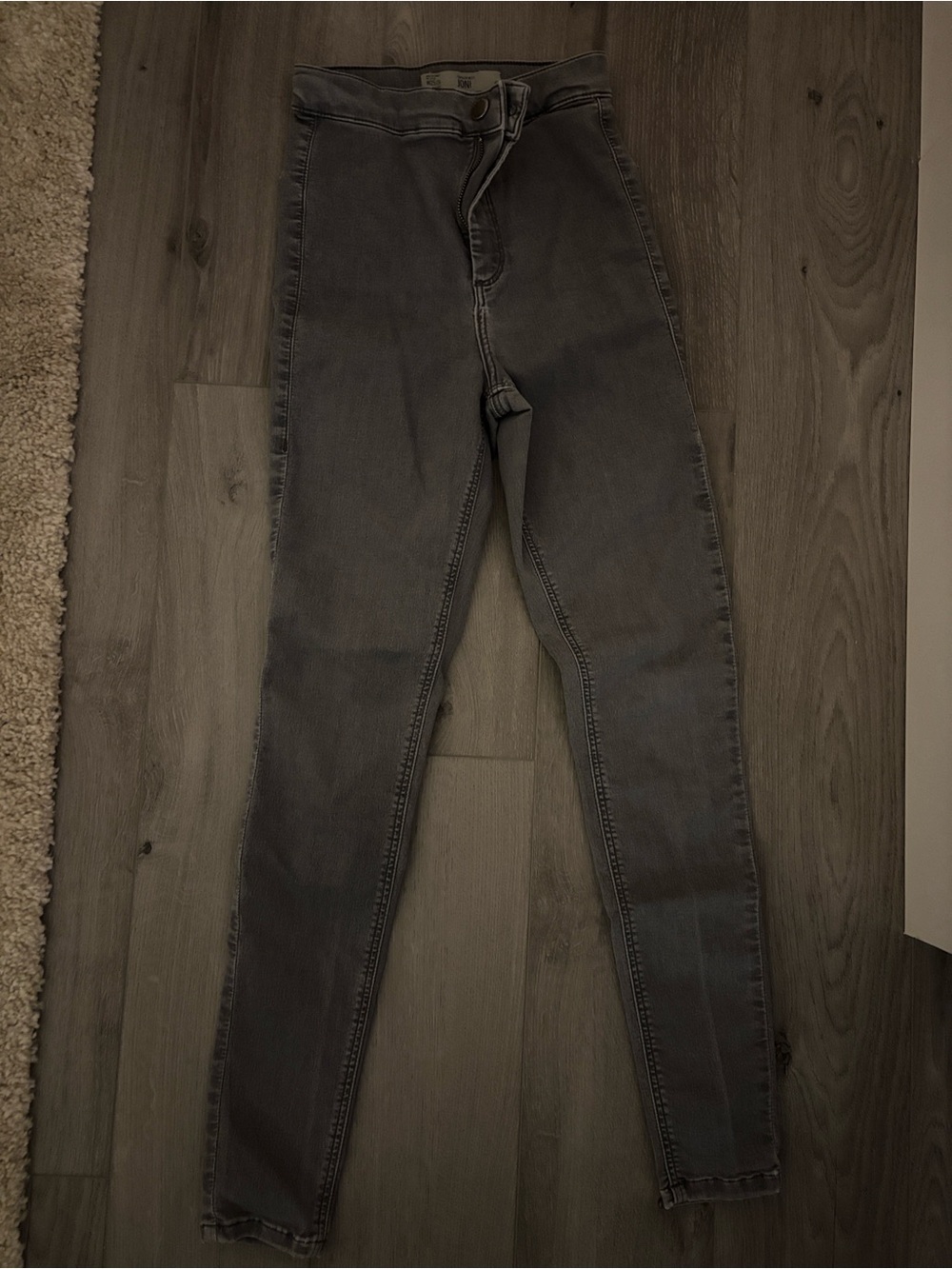 Topshop Skinny Jeans in Washed Gray
